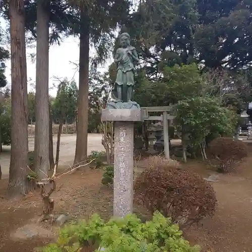 妙法寺(金色不動尊)の仏像