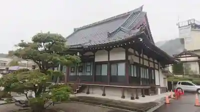 久成院の本殿・本堂