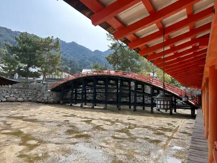 厳島神社(広島県)