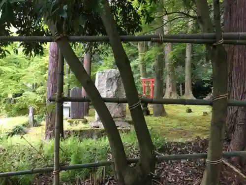 八幡神社の建物その他