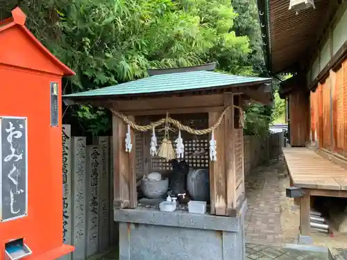 木野山神社の末社