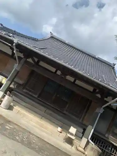 安養寺の本殿