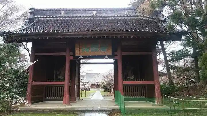 国分寺の山門・神門