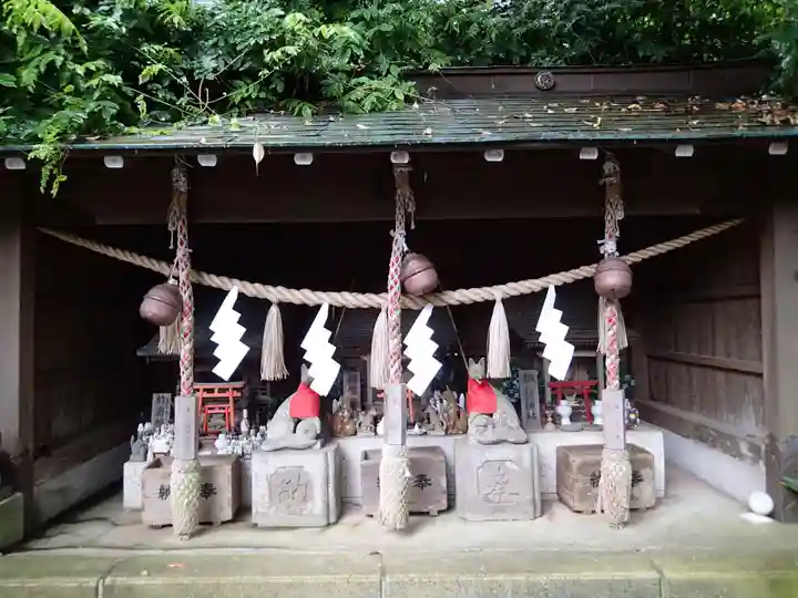 八雲神社(鎌倉・大町)の末社・摂社