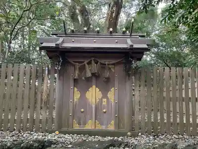 御薗神社の{uncategorized: "未分類", other: "その他", undefined: "問題あり", building: "その他建物", grave: "お墓", sacred_gate: "鳥居", guardian: "狛犬", statue: "像", buddha: "仏像", history: "歴史", nature: "自然", garden: "庭園", animal: "動物", pagoda: "塔", temizu: "手水舎", mountain_gate: "山門・神門", sanctuary: "本殿・本堂", subordinate: "末社・摂社", art: "芸術", scenery: "景色", jizo: "地蔵", ema: "絵馬", goshuin: "御朱印", omikuji: "おみくじ", items: "授与品その他", amulet: "お守り", goshuincho: "御朱印帳", eats: "食事", festival: "お祭り", votive_dance: "神楽", shichigosan: "七五三参", wedding: "結婚式", experience: "体験その他", initially: "初詣", around: "周辺", anti_infection: "感染症対策"}