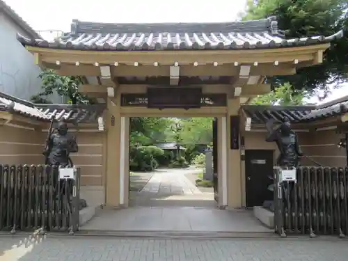 慶養寺の山門