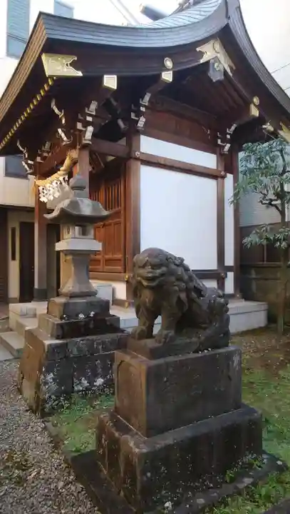 秋葉神社の狛犬