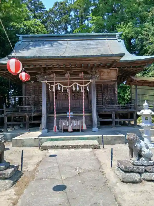 多賀神社の{uncategorized: "未分類", other: "その他", undefined: "問題あり", building: "その他建物", grave: "お墓", sacred_gate: "鳥居", guardian: "狛犬", statue: "像", buddha: "仏像", history: "歴史", nature: "自然", garden: "庭園", animal: "動物", pagoda: "塔", temizu: "手水舎", mountain_gate: "山門・神門", sanctuary: "本殿・本堂", subordinate: "末社・摂社", art: "芸術", scenery: "景色", jizo: "地蔵", ema: "絵馬", goshuin: "御朱印", omikuji: "おみくじ", items: "授与品その他", amulet: "お守り", goshuincho: "御朱印帳", eats: "食事", festival: "お祭り", votive_dance: "神楽", shichigosan: "七五三参", wedding: "結婚式", experience: "体験その他", initially: "初詣", around: "周辺", anti_infection: "感染症対策"}