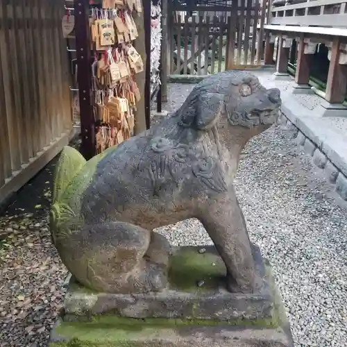 牛嶋神社の狛犬