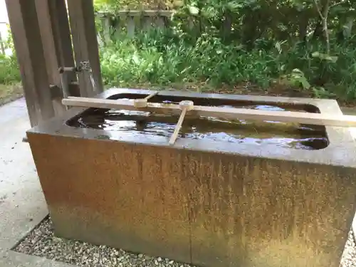 函館護國神社の手水