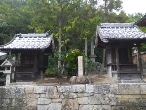 鴻八幡宮の末社・摂社