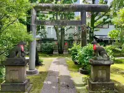 於岩稲荷田宮神社(東京都)