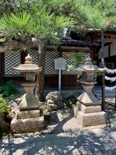 八幡神社の建物その他