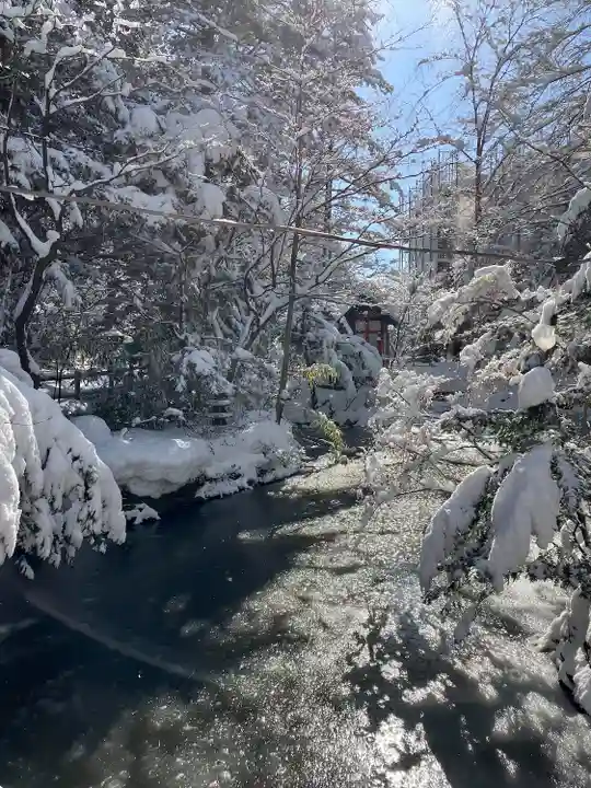 白石神社の庭園