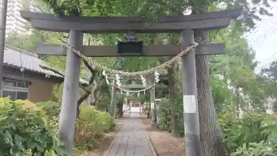 越谷香取神社の鳥居