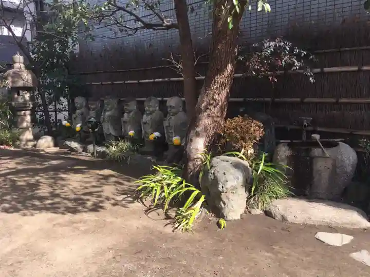 正寶院(飛不動尊)の地蔵