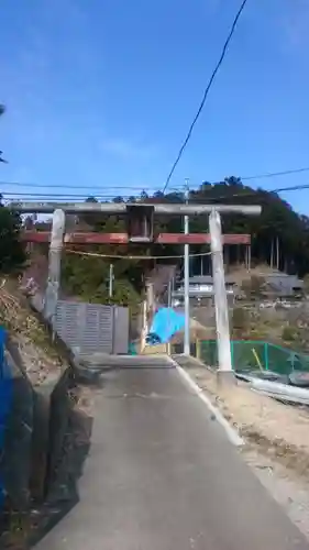 諏訪神社の鳥居