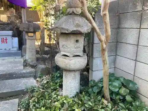 不動尊の{uncategorized: "未分類", other: "その他", undefined: "問題あり", building: "その他建物", grave: "お墓", sacred_gate: "鳥居", guardian: "狛犬", statue: "像", buddha: "仏像", history: "歴史", nature: "自然", garden: "庭園", animal: "動物", pagoda: "塔", temizu: "手水舎", mountain_gate: "山門・神門", sanctuary: "本殿・本堂", subordinate: "末社・摂社", art: "芸術", scenery: "景色", jizo: "地蔵", ema: "絵馬", goshuin: "御朱印", omikuji: "おみくじ", items: "授与品その他", amulet: "お守り", goshuincho: "御朱印帳", eats: "食事", festival: "お祭り", votive_dance: "神楽", shichigosan: "七五三参", wedding: "結婚式", experience: "体験その他", initially: "初詣", around: "周辺", anti_infection: "感染症対策"}