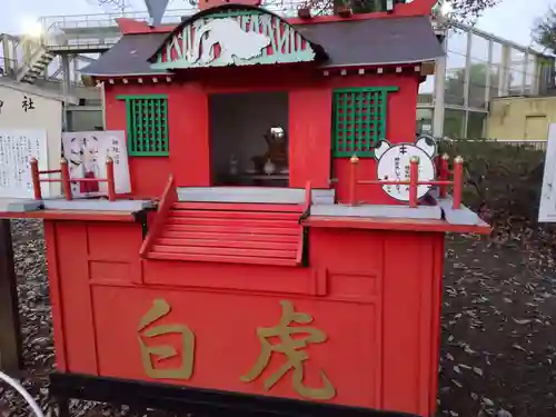 白虎神社の本殿