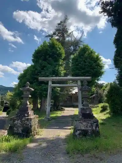 筒森神社の鳥居
