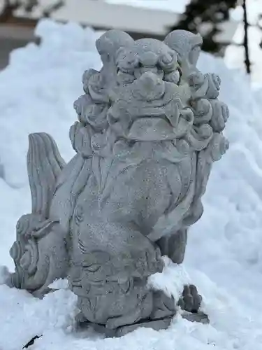 新琴似神社の狛犬
