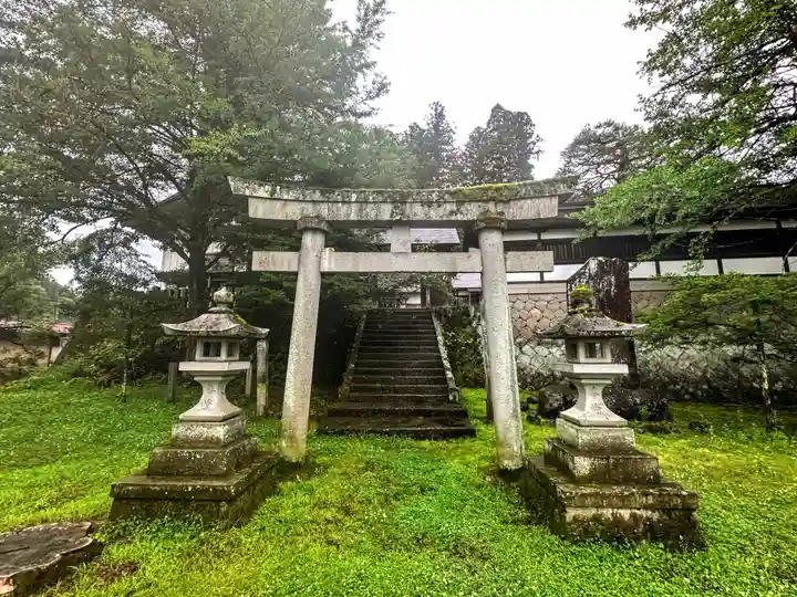 黄金神社の鳥居