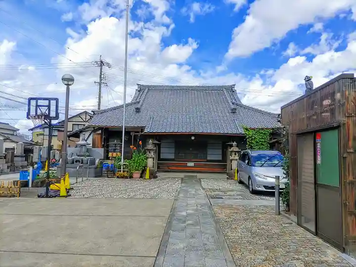 泉正寺の本殿・本堂