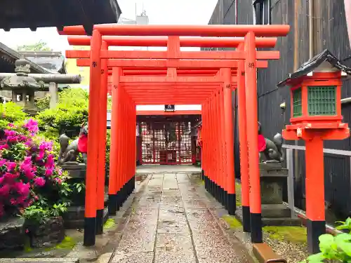 富士浅間神社の末社