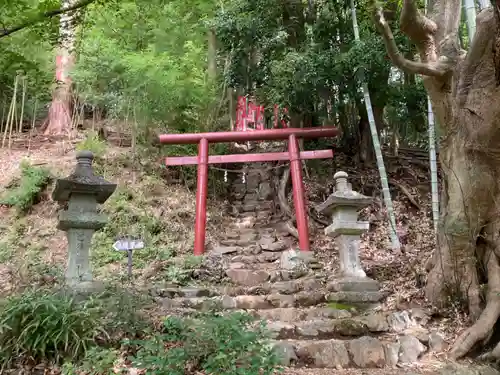 八王寺の鳥居