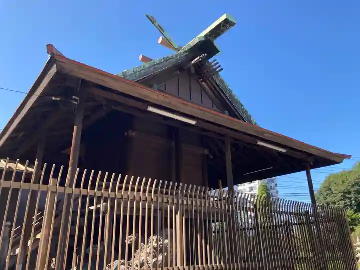 鶴見神社の本殿・本堂