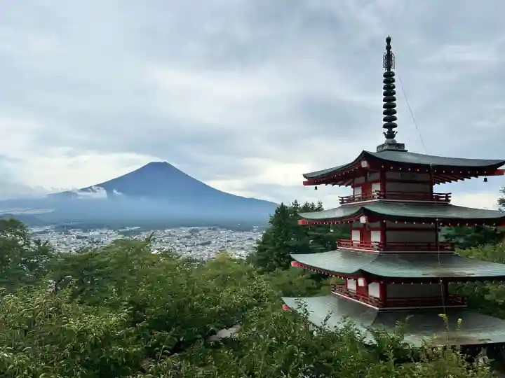 新倉富士浅間神社(山梨県)