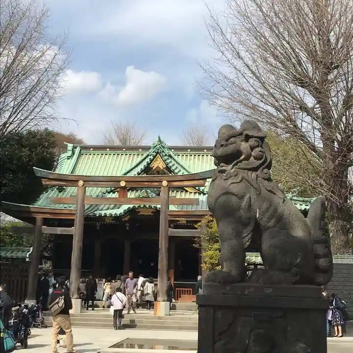 牛嶋神社の狛犬