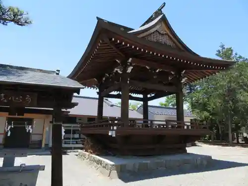 玉諸神社の建物その他