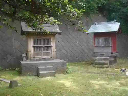 諏訪神社の末社・摂社