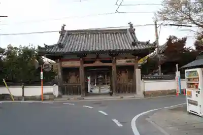 穴太寺の山門・神門
