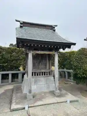 元八幡神社の{uncategorized: "未分類", other: "その他", undefined: "問題あり", building: "その他建物", grave: "お墓", sacred_gate: "鳥居", guardian: "狛犬", statue: "像", buddha: "仏像", history: "歴史", nature: "自然", garden: "庭園", animal: "動物", pagoda: "塔", temizu: "手水舎", mountain_gate: "山門・神門", sanctuary: "本殿・本堂", subordinate: "末社・摂社", art: "芸術", scenery: "景色", jizo: "地蔵", ema: "絵馬", goshuin: "御朱印", omikuji: "おみくじ", items: "授与品その他", amulet: "お守り", goshuincho: "御朱印帳", eats: "食事", festival: "お祭り", votive_dance: "神楽", shichigosan: "七五三参", wedding: "結婚式", experience: "体験その他", initially: "初詣", around: "周辺", anti_infection: "感染症対策"}