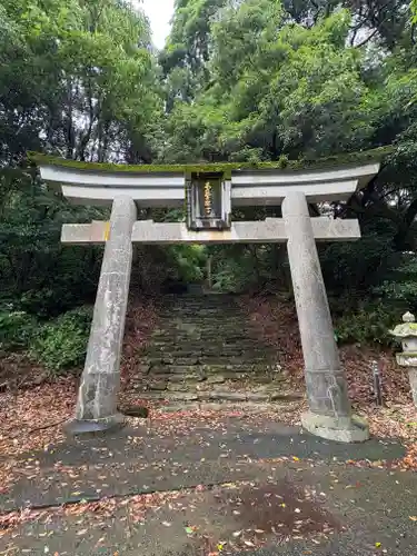高良大社の鳥居