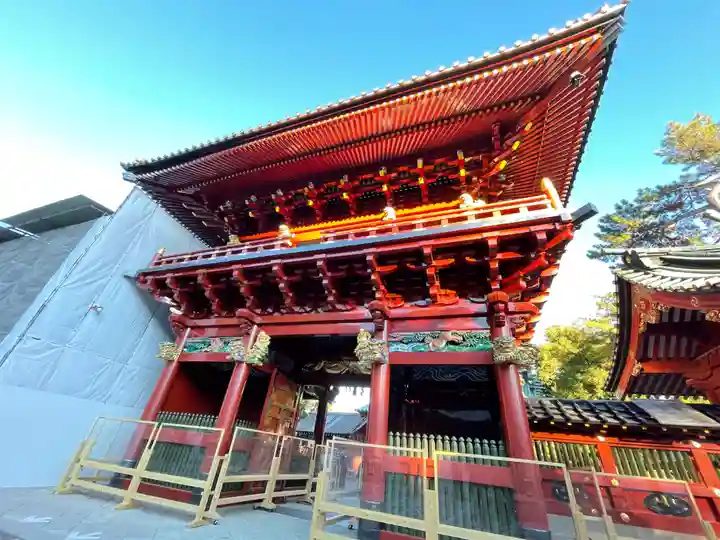 静岡浅間神社の山門・神門