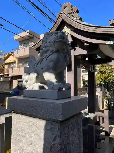 神楽坂若宮八幡神社の狛犬