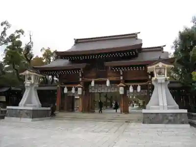 湊川神社の山門・神門