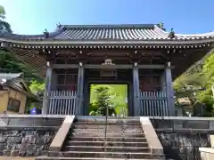 新大佛寺の山門