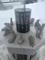 新川皇大神社の像