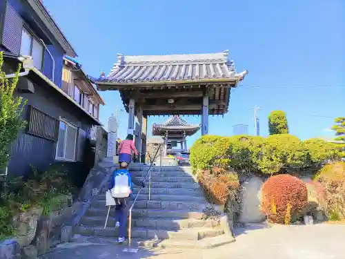 光明山 安徳寺の山門・神門