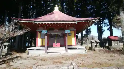 子安地蔵堂の本殿・本堂