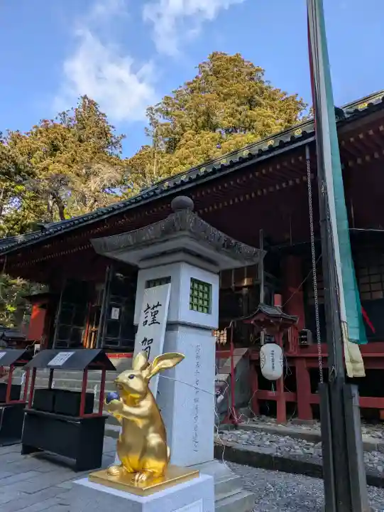日光二荒山神社の{uncategorized: "未分類", other: "その他", undefined: "問題あり", building: "その他建物", grave: "お墓", sacred_gate: "鳥居", guardian: "狛犬", statue: "像", buddha: "仏像", history: "歴史", nature: "自然", garden: "庭園", animal: "動物", pagoda: "塔", temizu: "手水舎", mountain_gate: "山門・神門", sanctuary: "本殿・本堂", subordinate: "末社・摂社", art: "芸術", scenery: "景色", jizo: "地蔵", ema: "絵馬", goshuin: "御朱印", omikuji: "おみくじ", items: "授与品その他", amulet: "お守り", goshuincho: "御朱印帳", eats: "食事", festival: "お祭り", votive_dance: "神楽", shichigosan: "七五三参", wedding: "結婚式", experience: "体験その他", initially: "初詣", around: "周辺", anti_infection: "感染症対策"}