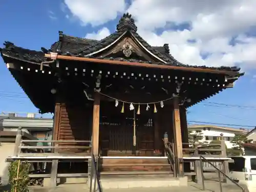 諏訪社の本殿・本堂