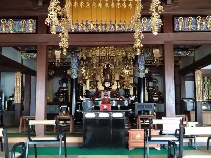 桂岩寺の本殿・本堂