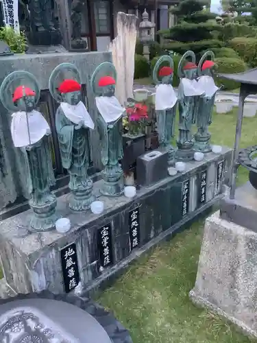 薬師寺（北外山）の地蔵