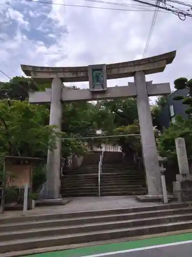 紅葉八幡宮の鳥居