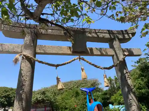 柏島稲荷神社の鳥居